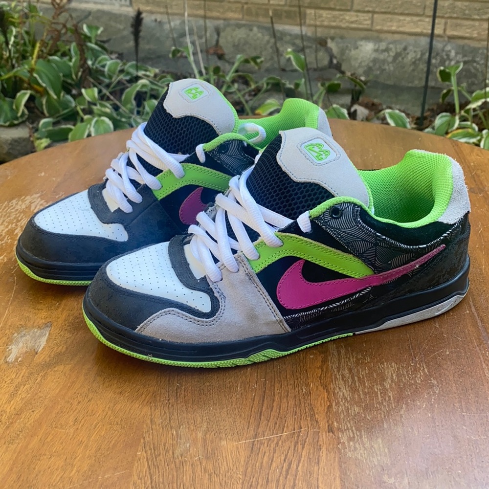 Nike shoes size men’s 8